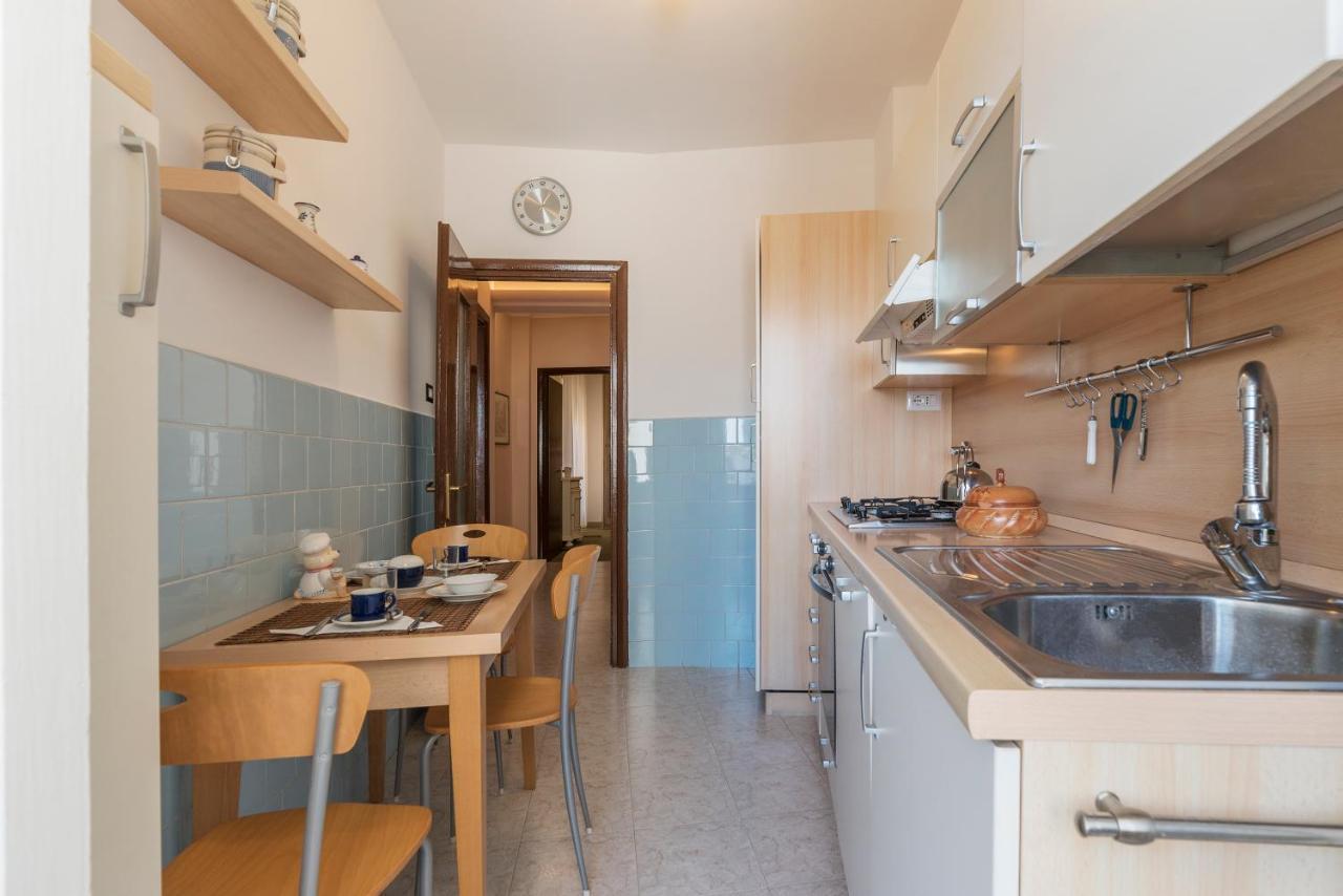 San Giovanni Apartment With Balcony ローマ エクステリア 写真